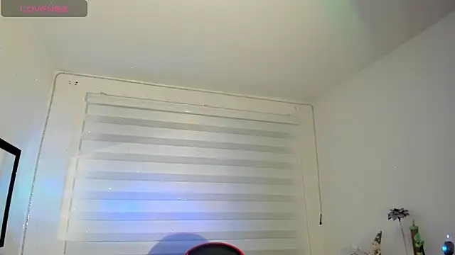 Agatha Marin online show from April 15, 8:09 am