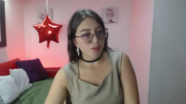 Amara sexyy  online show from February 28, 7:35 pm