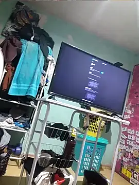 Snapshot of CardoMartinez01 chatting on June 4, 12:48 am CardoMartinez01 online show from June 4, 12:48 am