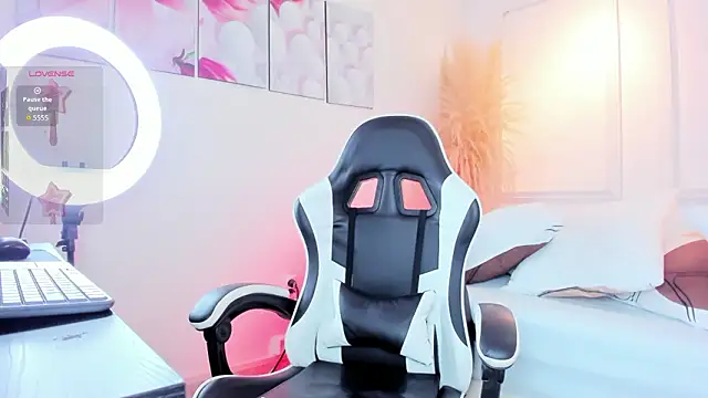 Tommy valverde online show from March 25, 7:13 pm