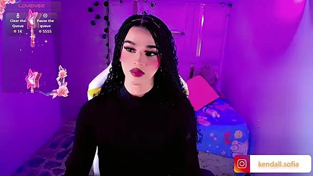 Snapshot of Sophiaa_doll_ chatting on June 7, 3:45 am Sophiaa doll online show from June 7, 3:45 am
