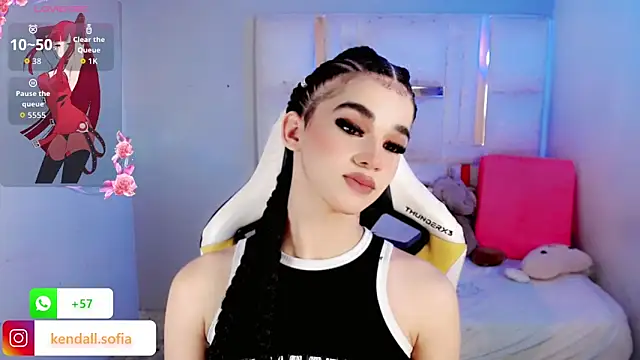 Sophiaa doll  online show from March 31, 3:19 am