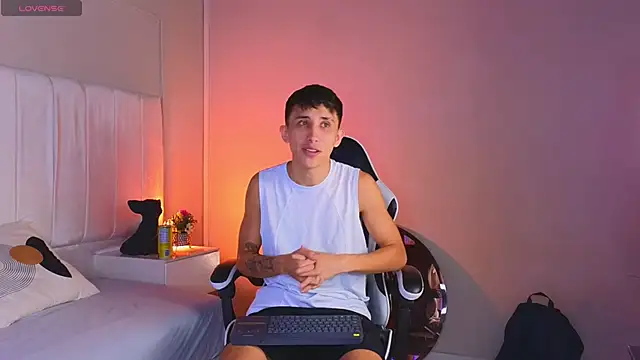 Rome cortes online show from April 1, 7:33 pm