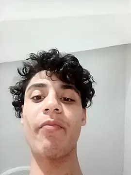 --hot-boy-- online show from April 14, 4:17 am