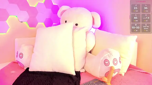 Candyskinny21 online show from March 19, 7:25 pm