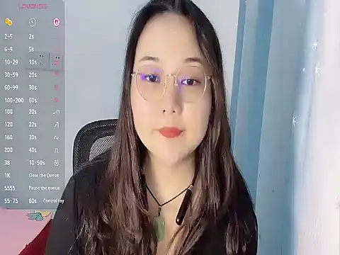 Susu-36E online show from March 1, 10:15 am