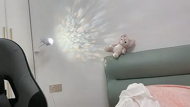 Susu-36E online show from March 26, 7:06 am