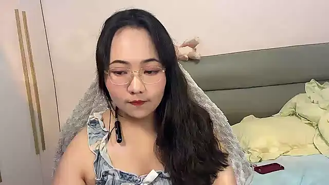 Susu-36E online show from June 2, 1:00 pm