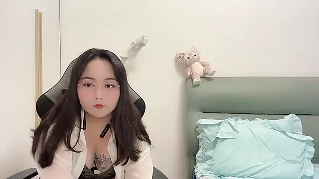 Susu-36E online show from April 23, 11:38 am