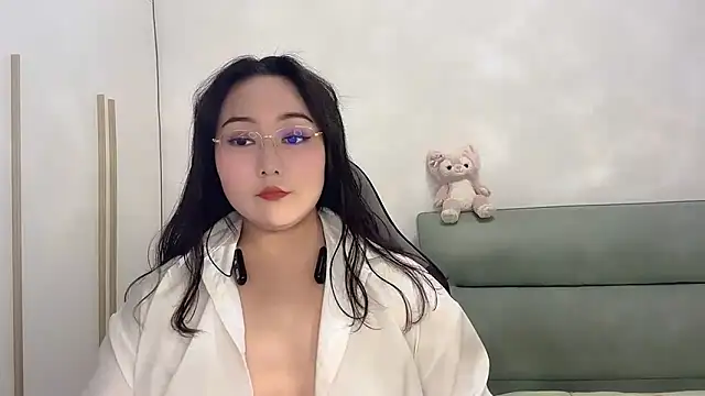 Susu-36E online show from May 11, 1:12 pm