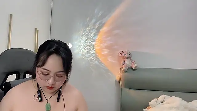 Susu-36E online show from March 12, 6:28 am