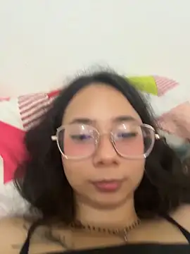 Aliciaa-petite online show from May 11, 4:04 pm