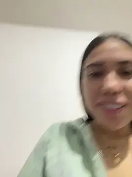 Hanna klover online show from June 1, 4:02 am