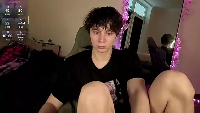 Snapshot of AnthonyCuutie chatting on May 10, 3:58 pm AnthonyCuutie online show from May 10, 3:58 pm