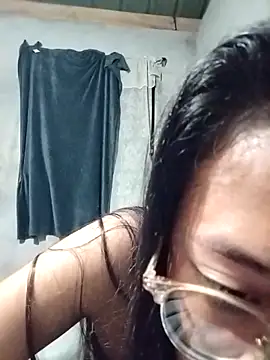 angelpinay44 online show from April 9, 4:46 pm