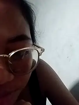 angelpinay44 online show from March 14, 7:09 pm