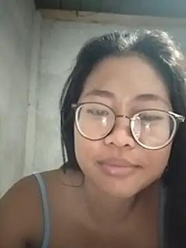 Snapshot of angelpinay44 chatting on July 10, 3:56 pm angelpinay44 online show from July 10, 3:56 pm