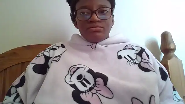 SexyGemBeauty online show from April 5, 4:02 pm