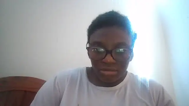 Snapshot of SexyGemBeauty chatting on June 27, 5:52 pm SexyGemBeauty online show from June 27, 5:52 pm