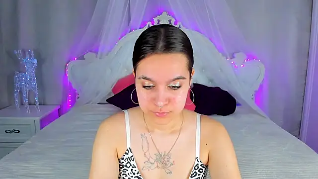 AishaTempt online show from May 26, 8:56 am