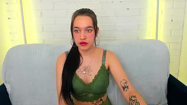 AishaTempt online show from March 13, 8:52 am