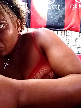 Snapshot of kimandcardo8 chatting on March 2, 3:41 pm kimandcardo8 online show from March 2, 3:41 pm