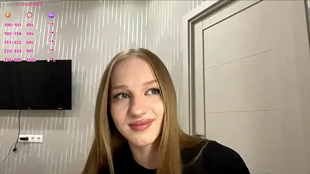 Anika Socutehe online show from May 27, 9:55 pm