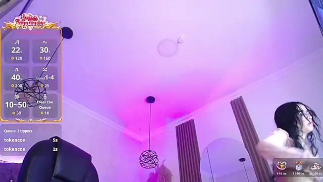 Amara Davis1 online show from April 15, 5:02 am