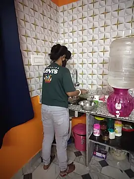 Tinaa baby online show from June 16, 3:56 pm