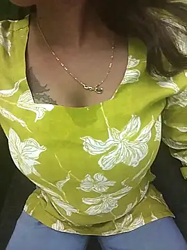 Tinaa baby online show from May 6, 6:34 pm