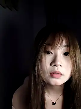 Snapshot of lawfy-005 chatting on March 2, 5:20 pm lawfy-005 online show from March 2, 5:20 pm