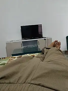 shybullggn online show from May 22, 4:54 am