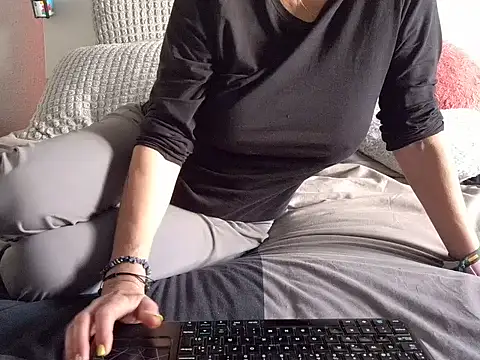 mariaplaya online show from April 4, 6:53 am