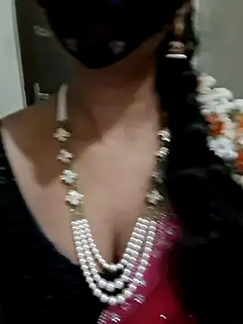Snapshot of AnushaTelugu chatting on July 4, 6:34 pm AnushaTelugu online show from July 4, 6:34 pm