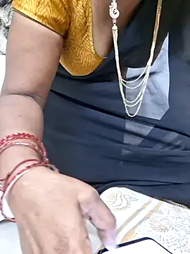 Snapshot of AnushaTelugu chatting on June 10, 7:15 pm AnushaTelugu online show from June 10, 7:15 pm