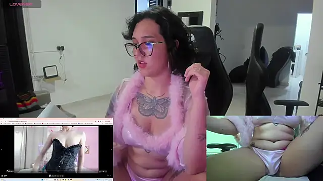 Snapshot of maryjane3333_ chatting on March 15, 2:40 am maryjane3333 online show from March 15, 2:40 am