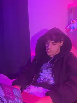 Snapshot of DANTESINS chatting on March 2, 4:46 am DANTESINS online show from March 2, 4:46 am