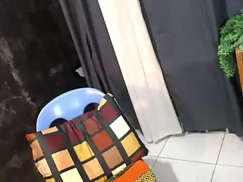 Baby Maxxx online show from April 14, 2:27 am