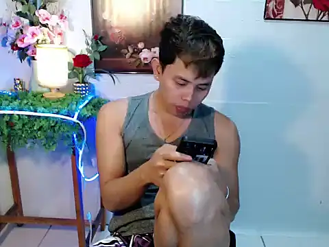 Baby Maxxx online show from May 17, 5:13 pm