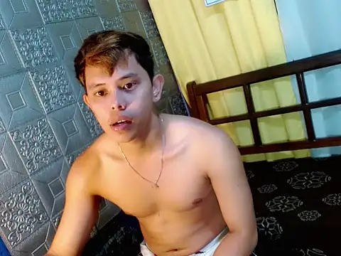 Baby Maxxx online show from May 18, 4:01 pm
