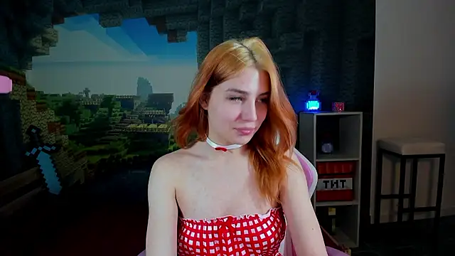 RosaFowler online show from March 5, 10:45 am