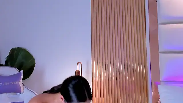 Megaan Rousee online show from March 8, 2:09 pm