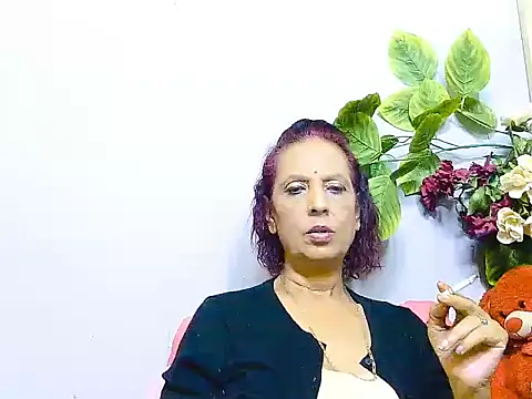 Snapshot of Hot_queen58 chatting on July 2, 4:13 pm Hot queen58 online show from July 2, 4:13 pm