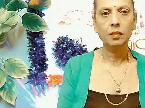Hot queen58 online show from May 18, 6:40 am
