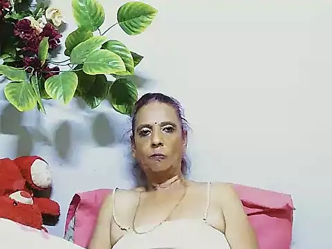 Snapshot of Hot_queen58 chatting on July 12, 7:15 pm Hot queen58 online show from July 12, 7:15 pm