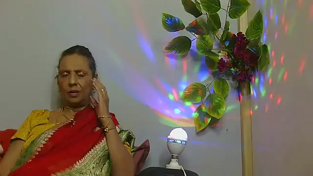 Hot queen58 online show from May 17, 7:36 pm