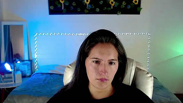 Snapshot of _lucia_777 chatting on March 1, 1:33 pm lucia 777 online show from March 1, 1:33 pm