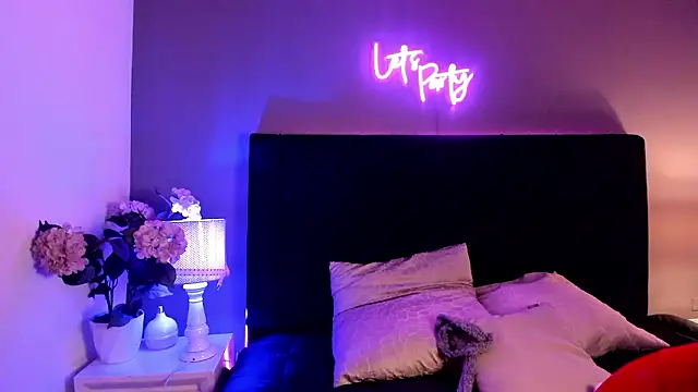 scarlett leex  online show from March 26, 3:38 am