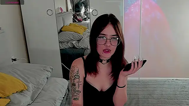 Marika Degas online show from May 24, 3:01 pm