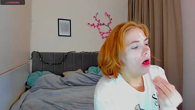 DellaRows online show from April 17, 5:43 am